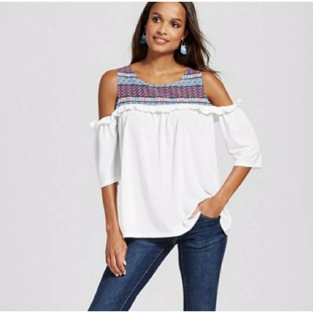 EUC LOVE SCARLETT COLD SHOULDER YOKE TOP